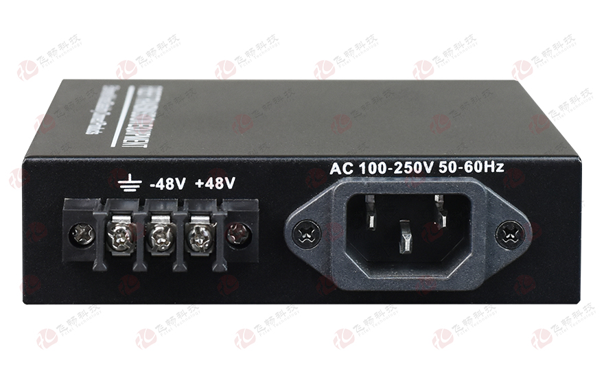 深夜成人视频科技-管理型 1光2電百兆光纖收發器（內置電源）